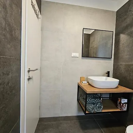 Apartman Jandom *
