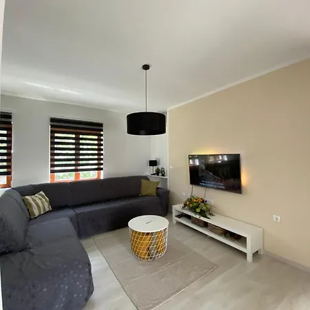 Apartment Jandom *