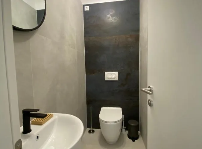 Jandom * Малинска