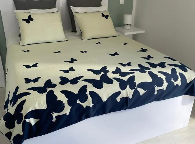 Jandom * Малинска