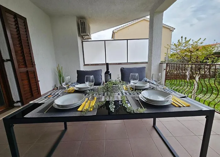 Jandom Апартаменты Малинска