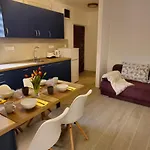 Jandom Apartman *
